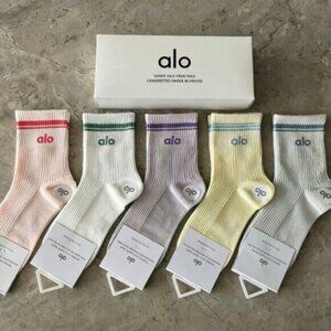 Alo Yoga Socks 5 Pack